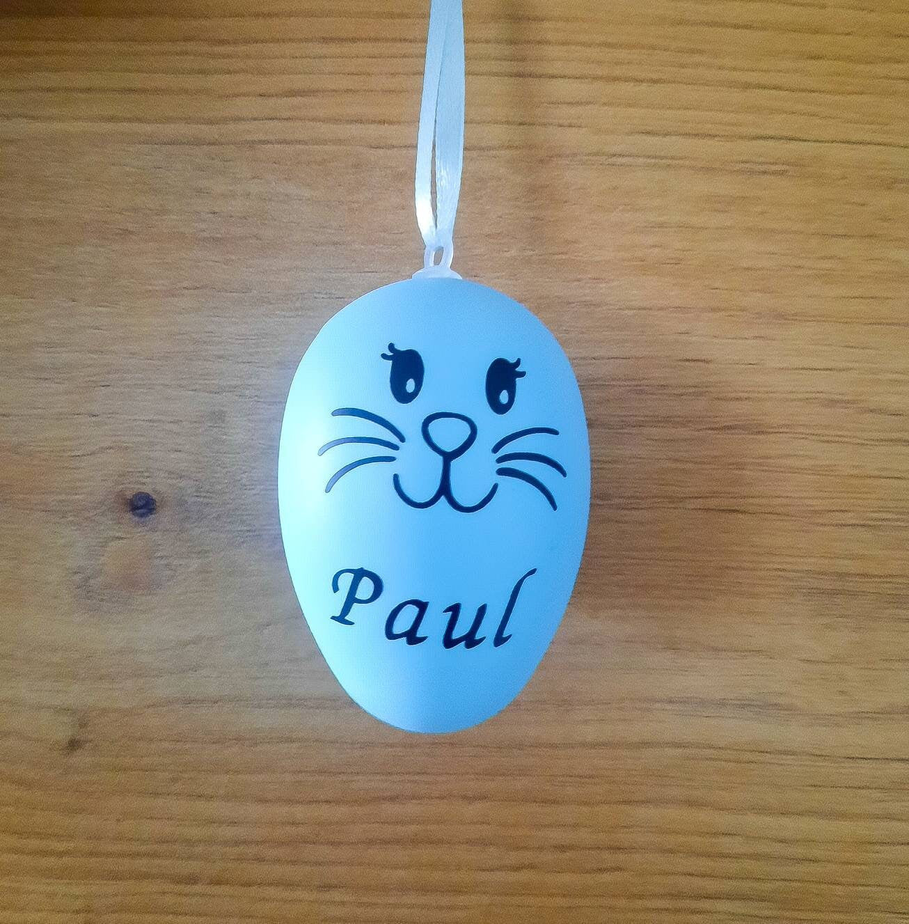 Ostereier, Osterhase, Osterei mit Gesicht und Name