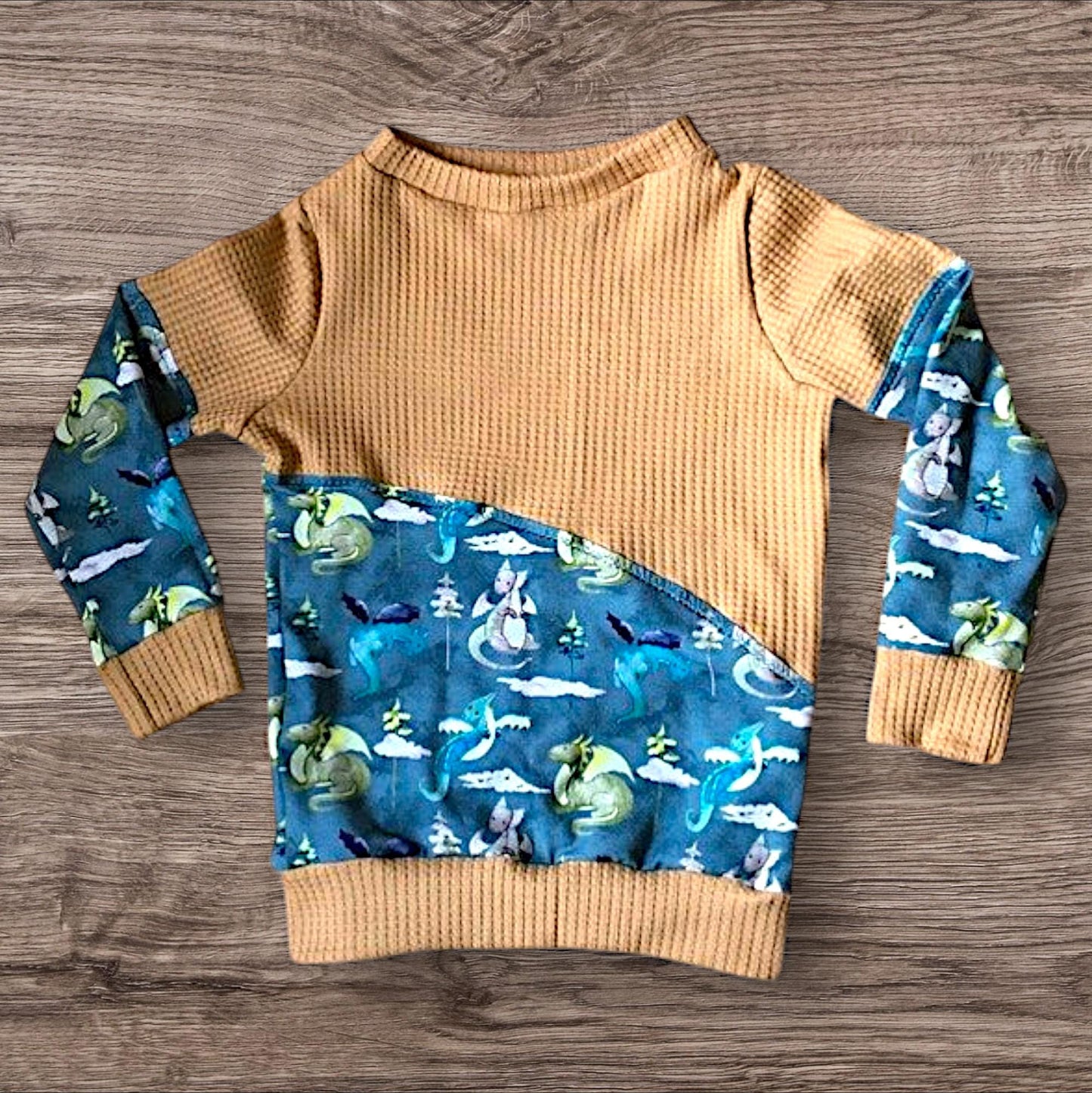 Gr. 98 -Hoodie / Pullover, Drachen, Senfgelb, blau