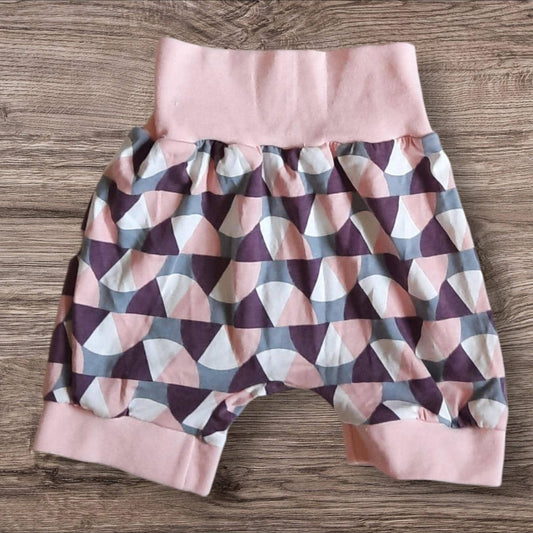 Größe 98/104, Kurze Hose, Pumphose, Jersey, rosa, grau, violett, Muster