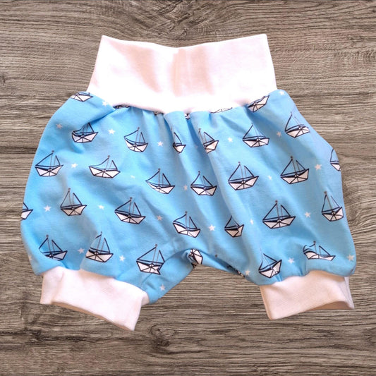 Größe 68/74, Kurze Hose, Pumphose, Jersey, Segelboote, Boote,  Maritim