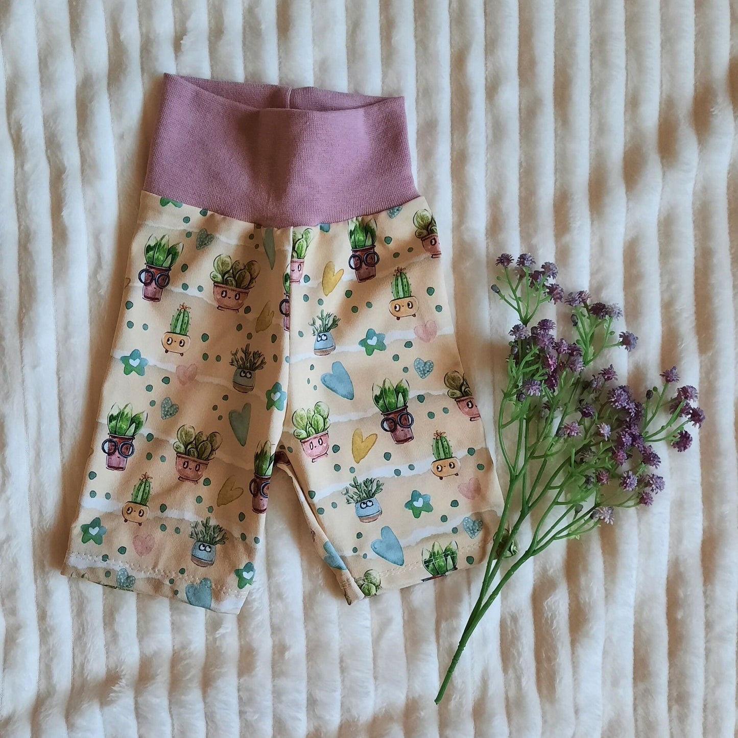 Größe 86/92 Kurze Hose, Radlerhose, Kaktus, Sommer