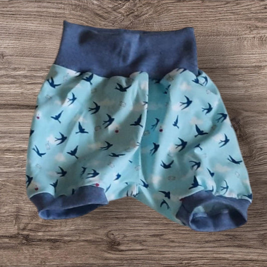 Größe 80/92 kurze Pumphose, blau Vögel