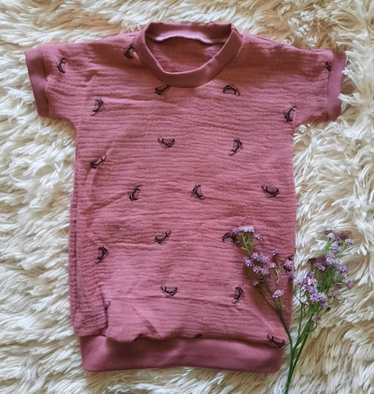 Gr. 104, T-Shirt,  Musselin, Rosa, Schuhe, Sneaker