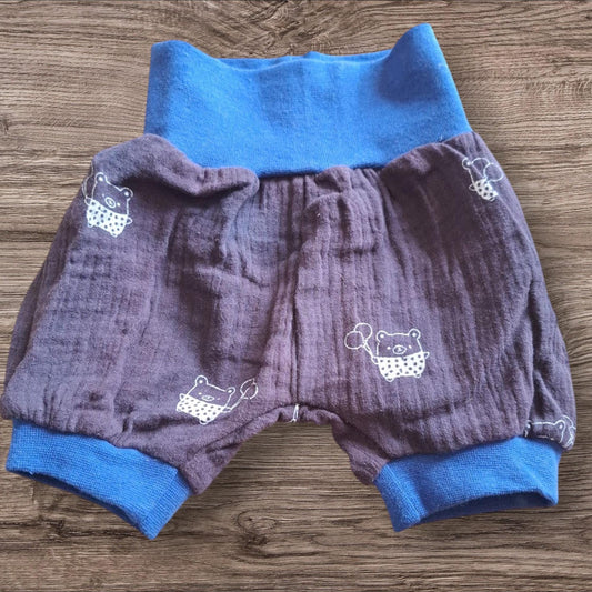 Größe 50/56 Kurze Hose, Pumphose, Musselin, blau Bären, Bärchen, Teddys