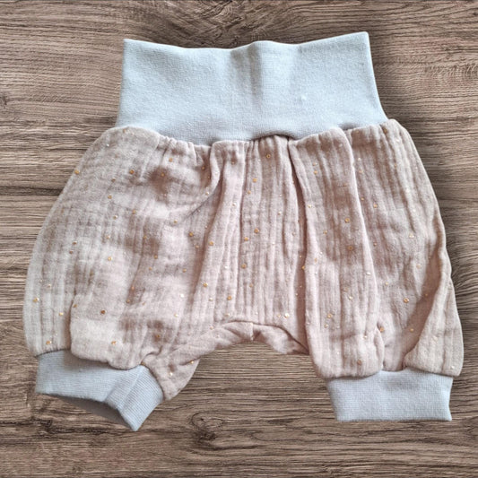 Größe 50/56 Kurze Hose, Pumphose, Musselin, grau, gold, Tupfer, Punkte
